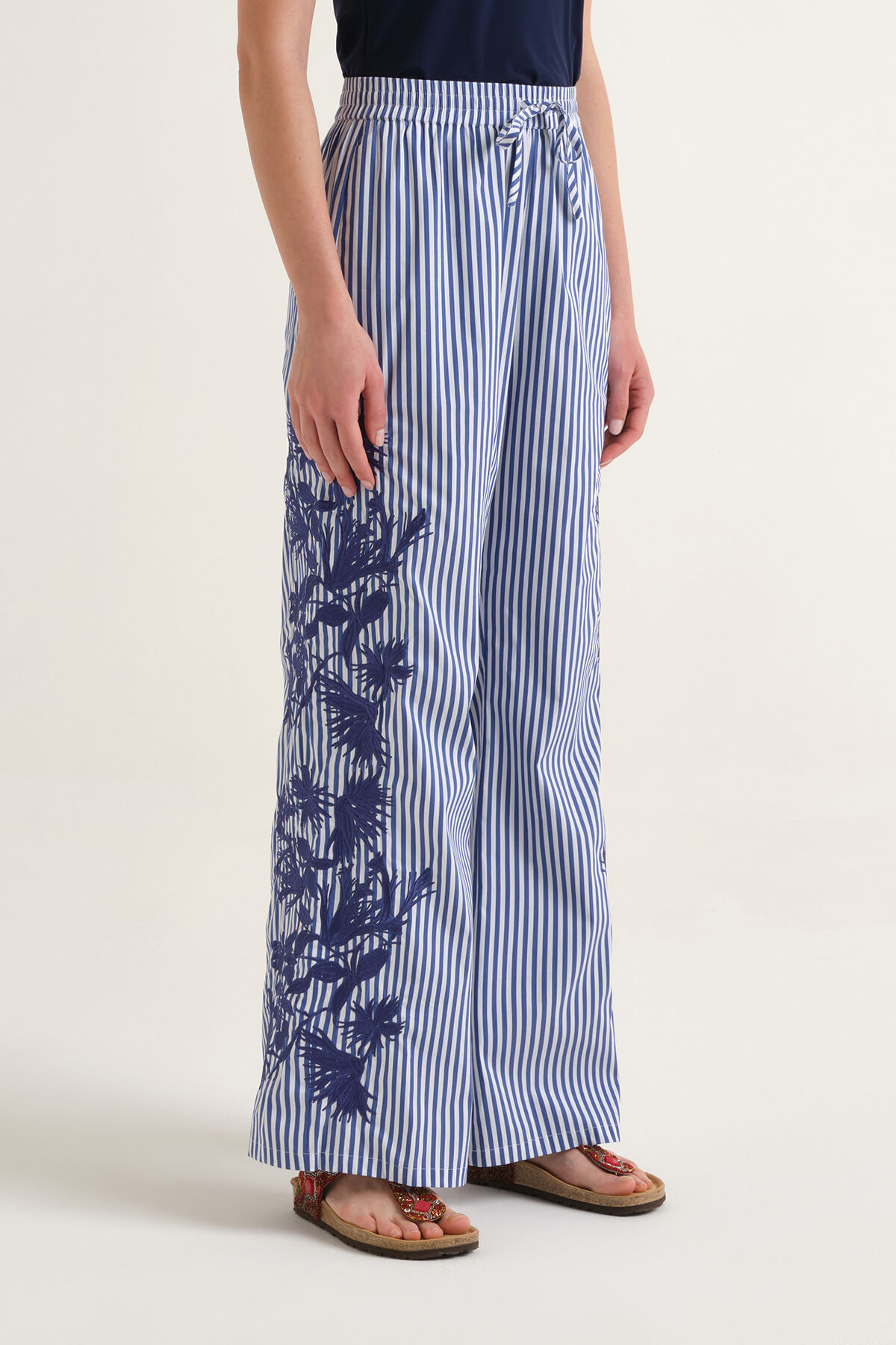 Malìparmi STRIPED FLEUR TROUSERS Night Blue JH805415222