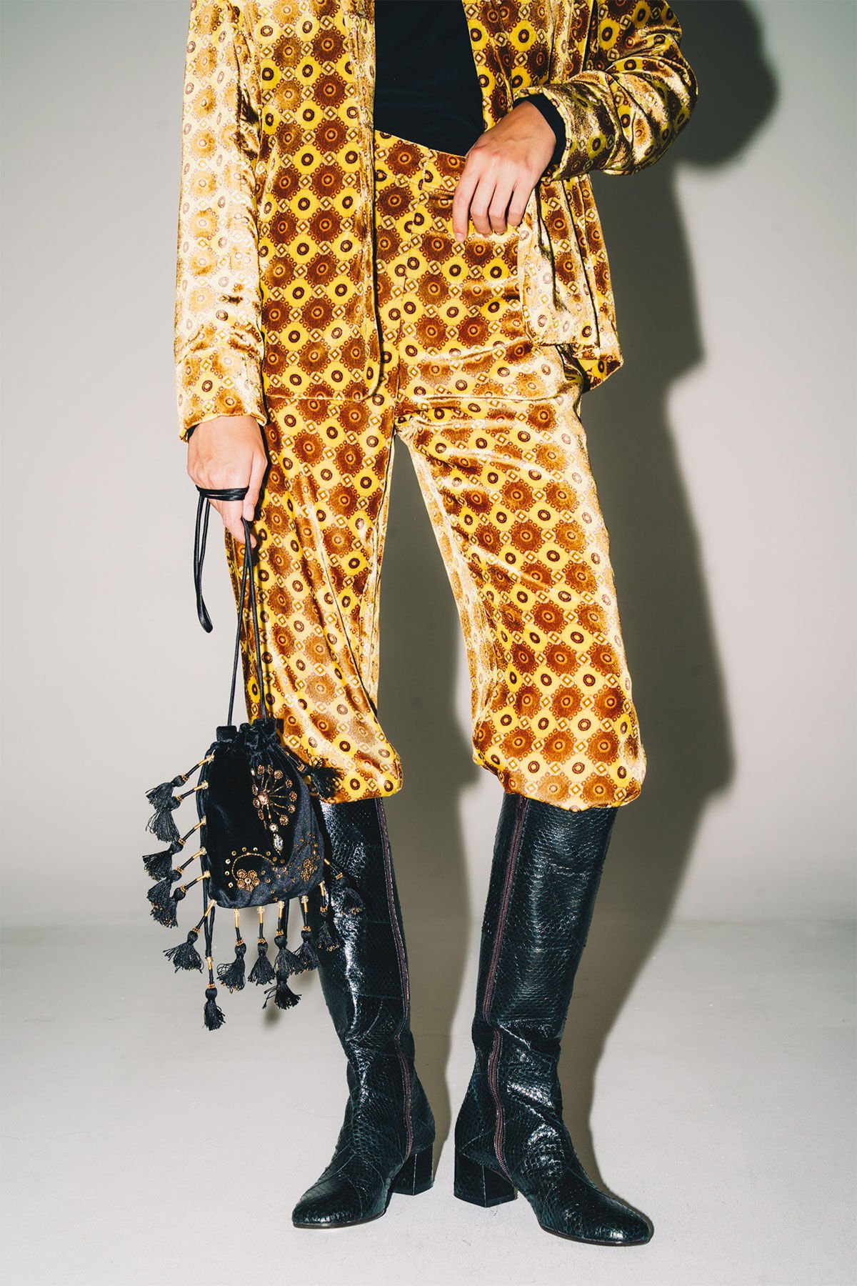 Maliparmi VELVET PRINTS TROUSERS Yellow JH805260092 Maliparmi VELVET PRINTS TROUSERS Yellow JH805260092