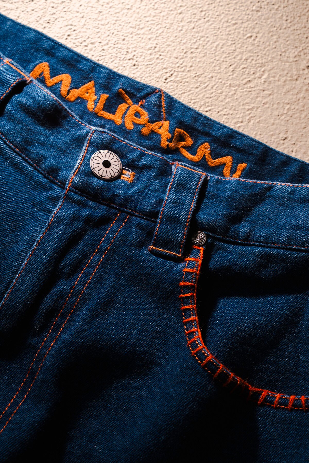 Maliparmi DENIM CRAFTS TROUSERS Dark Blue JH804010206 Maliparmi DENIM CRAFTS TROUSERS Dark Blue JH804010206