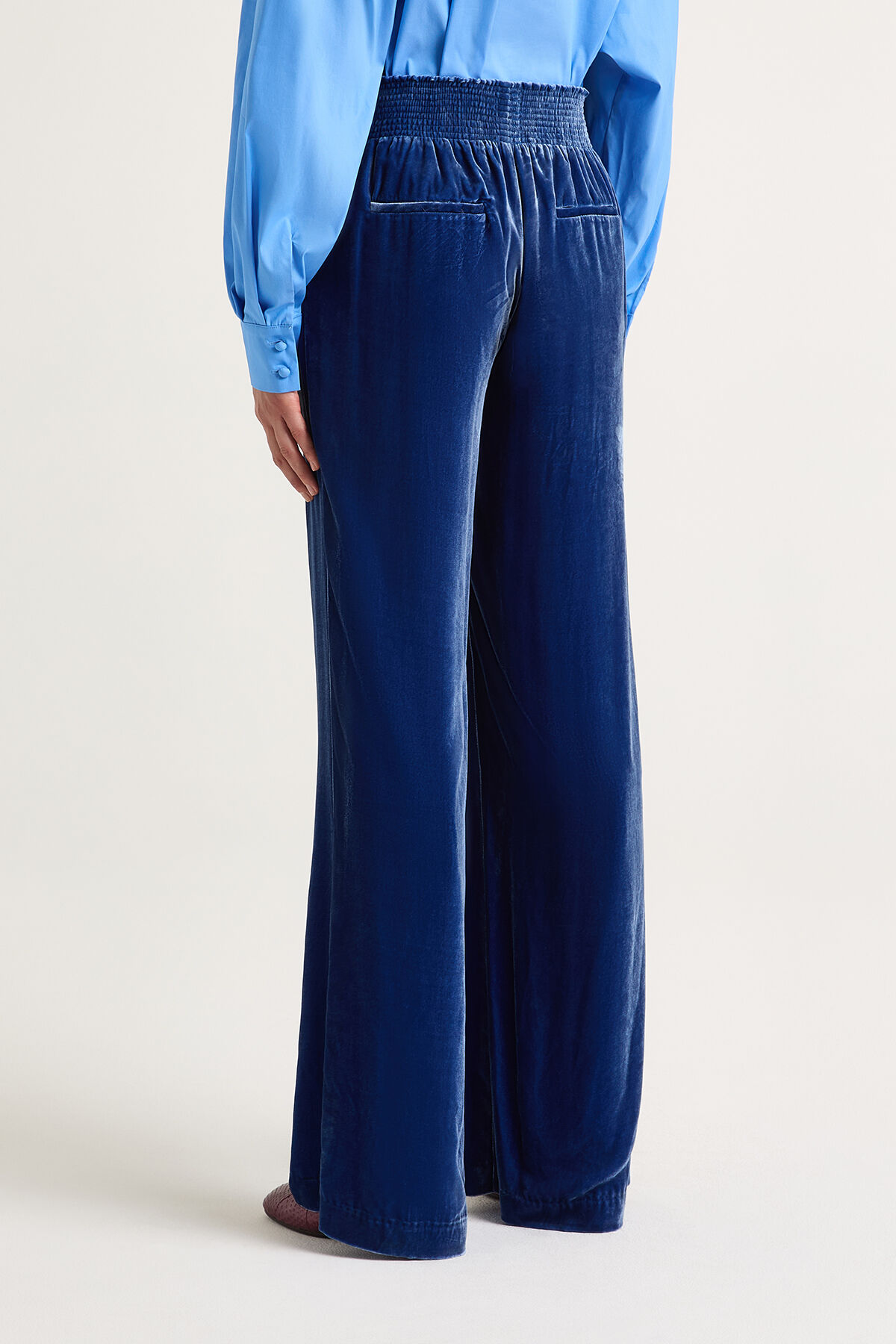 Maliparmi FLUID VELVET TROUSERS Light Bluette JH803561026