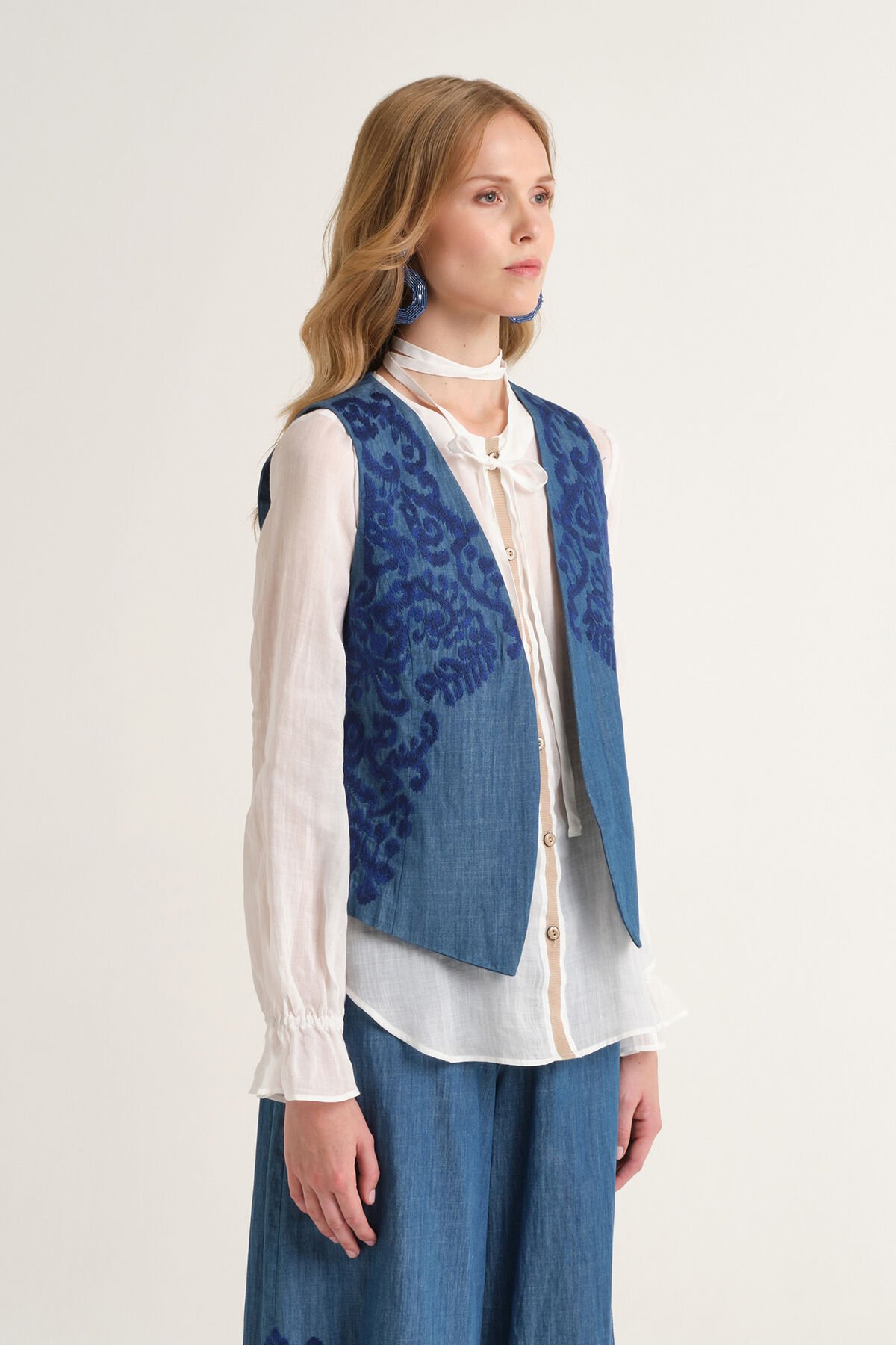 Malìparmi IKAT ON CHAMBRAY VEST Blue JE112810210 Malìparmi IKAT ON CHAMBRAY VEST Blue JE112810210