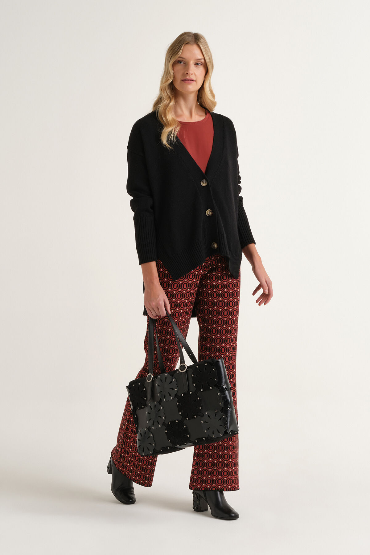 Maliparmi CARDIGAN CASHMERE MERINOS Nero JN371674315 Maliparmi CARDIGAN CASHMERE MERINOS Nero JN371674315