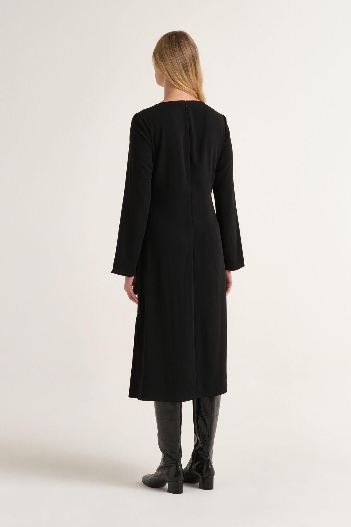 Maliparmi FESTIVE THREADS KLEID Schwarz JF680450686 Maliparmi FESTIVE THREADS KLEID Schwarz JF680450686