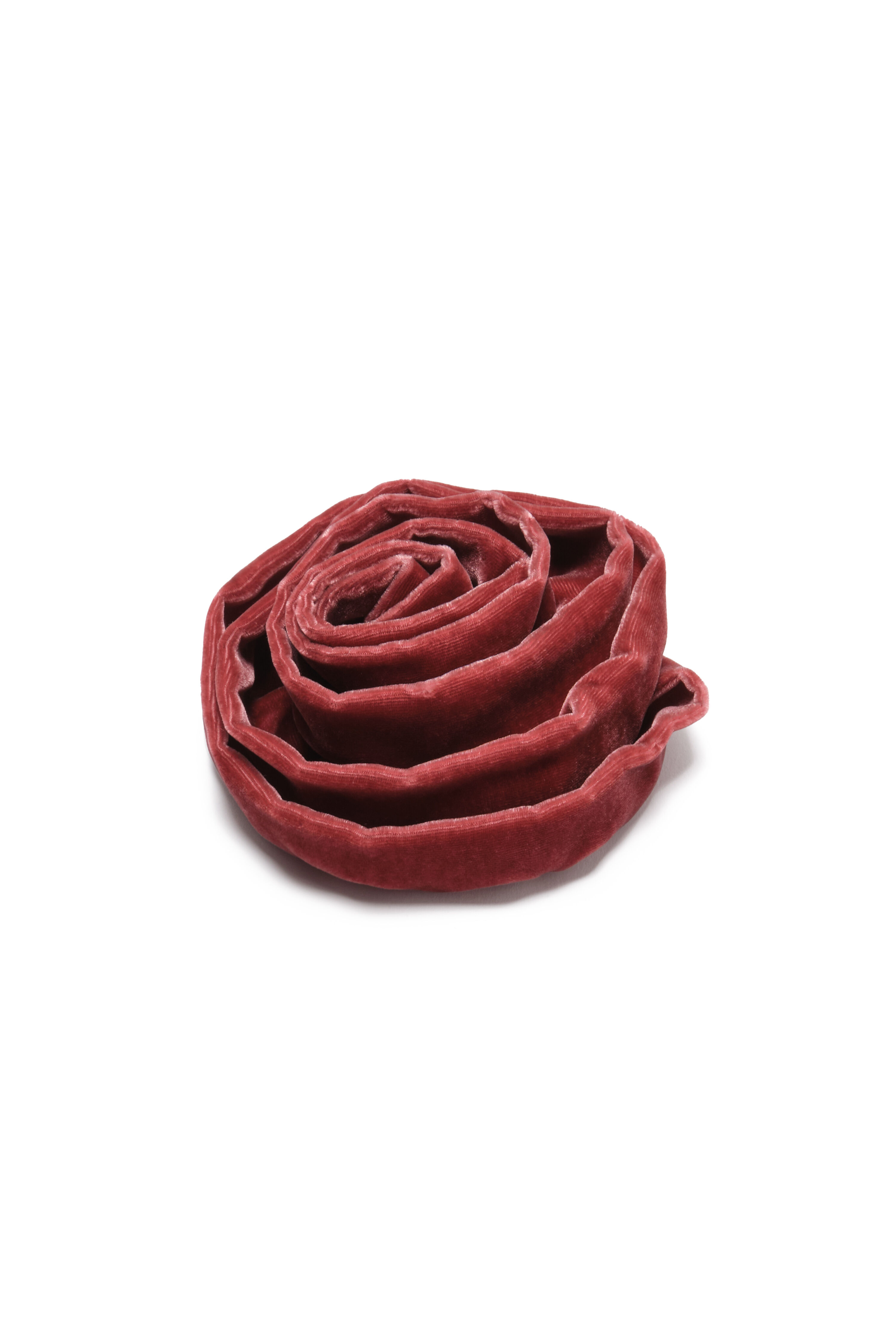 Maliparmi VELVET FLOW BROOCH Dusty Red TS013062026 Maliparmi VELVET FLOW BROOCH Dusty Red TS013062026