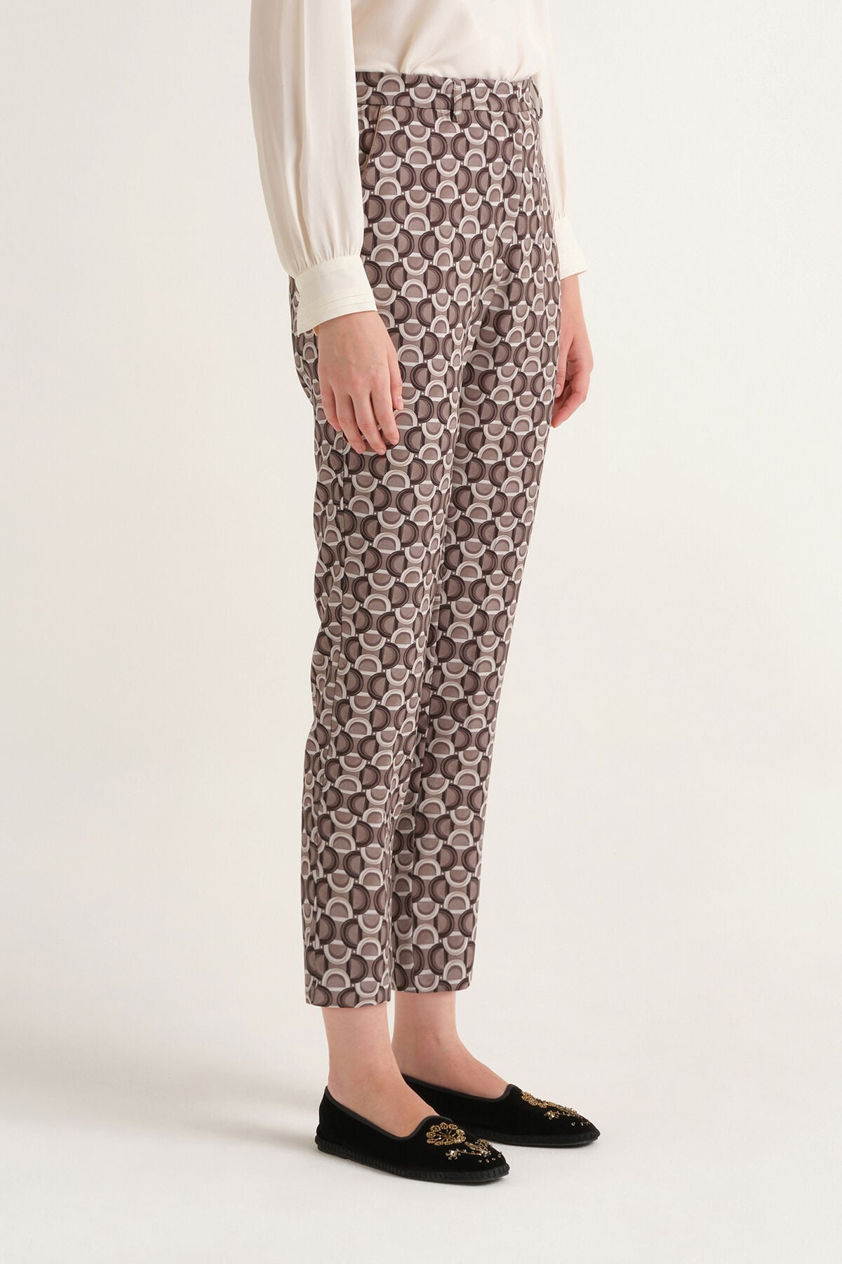 Maliparmi GRAPHIC ORBIT TROUSER Grey JH801550687 Maliparmi GRAPHIC ORBIT TROUSER Grey JH801550687