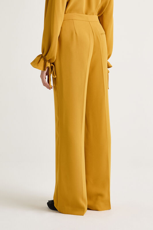 Maliparmi SABLÈ CREPE TROUSERS Mustard JH757950166
