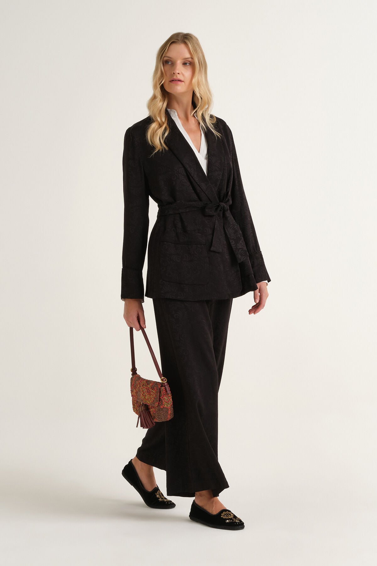 Maliparmi DAMASK JACQUARD BLAZER Noir JD648850684 Maliparmi DAMASK JACQUARD BLAZER Noir JD648850684
