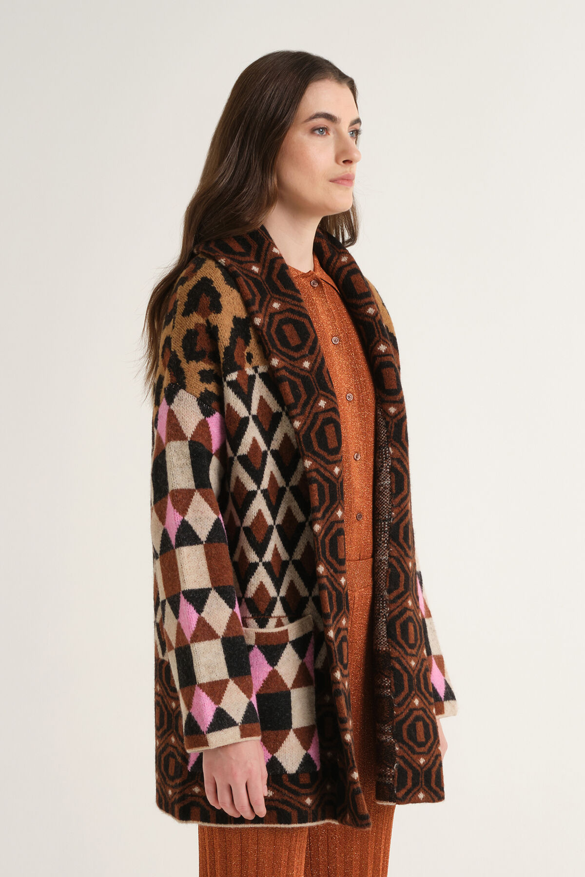Maliparmi KNIT GRAPHIC DANCE OVERCOAT Brown JB540678220 Maliparmi KNIT GRAPHIC DANCE OVERCOAT Brown JB540678220