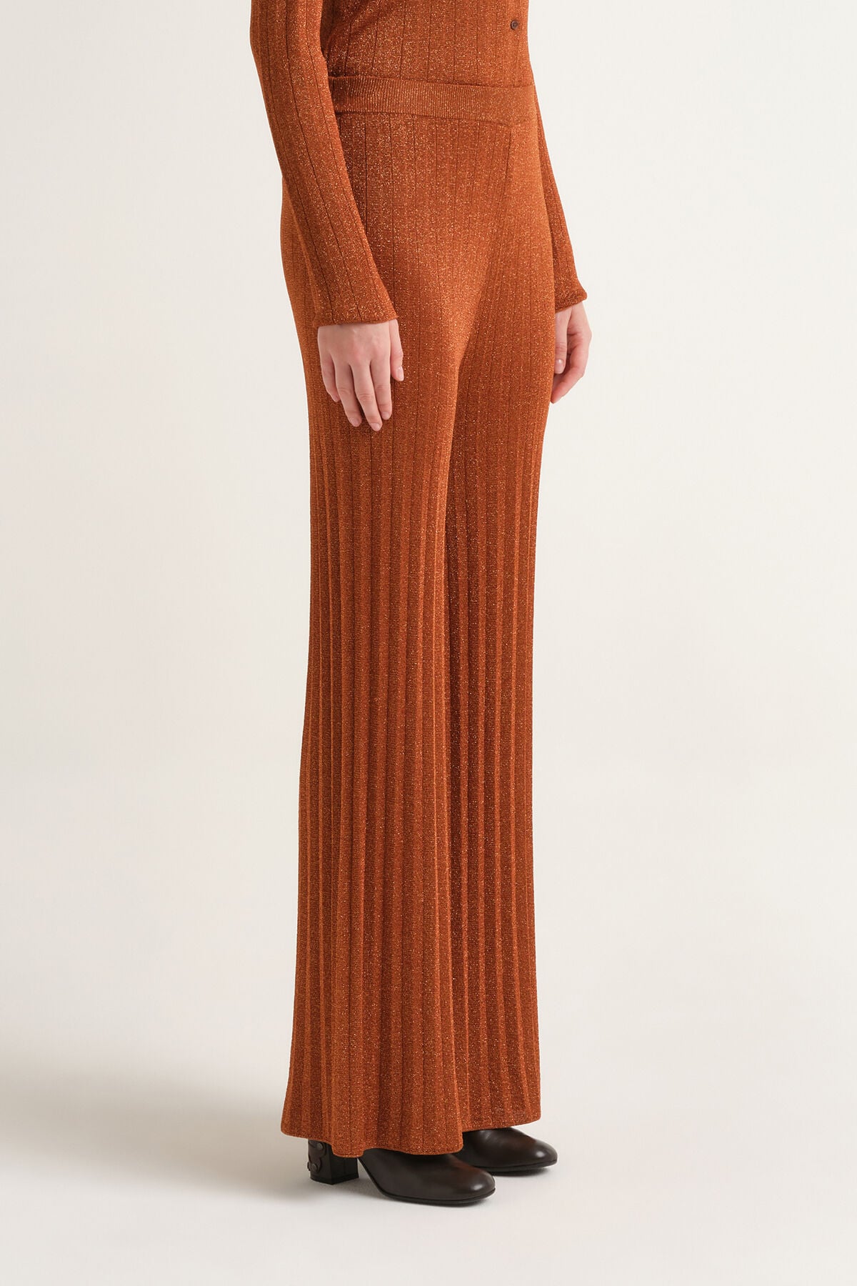 Maliparmi KNIT LUREX RIB TROUSER Camel JH809078216 Maliparmi KNIT LUREX RIB TROUSER Camel JH809078216