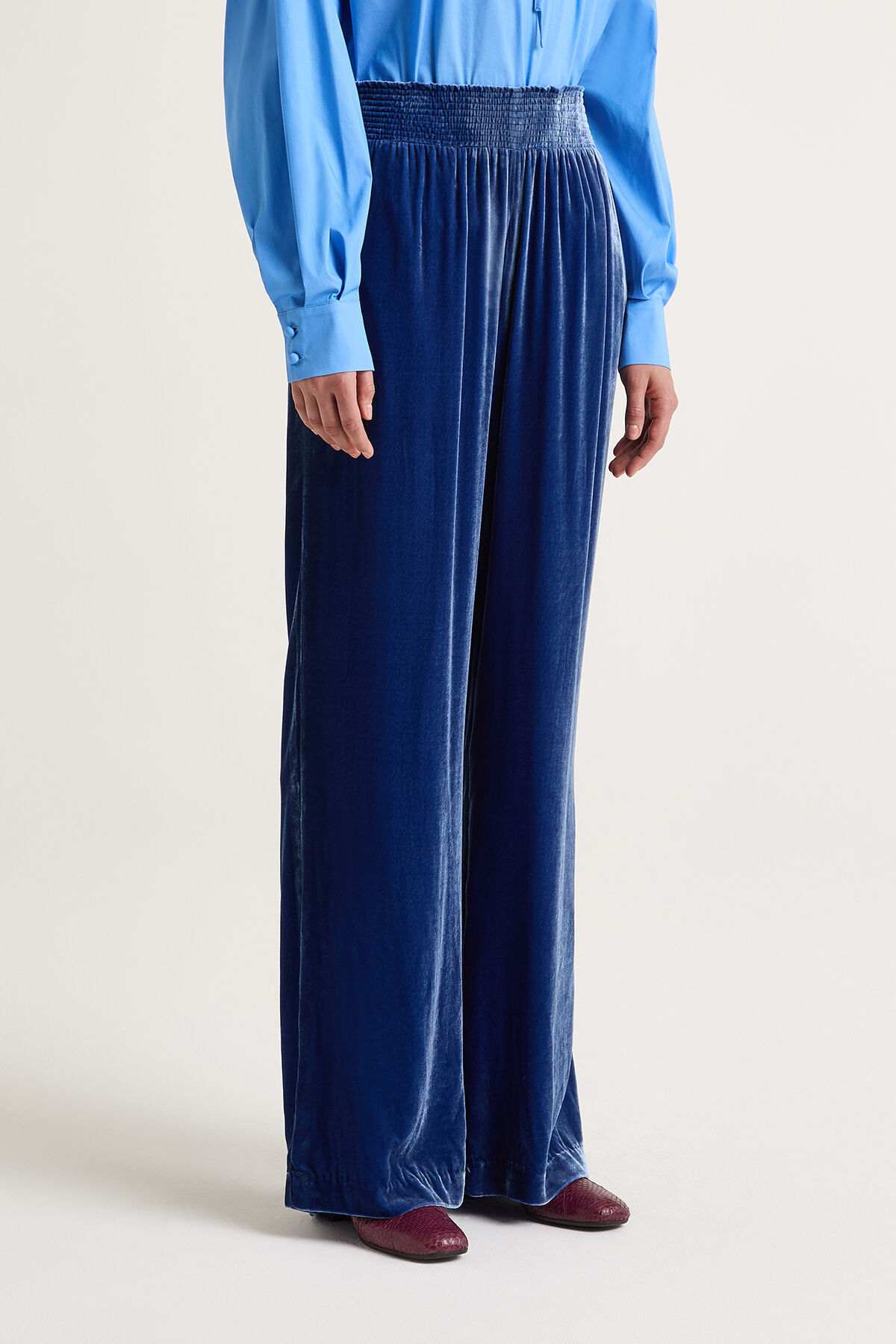 Maliparmi FLUID VELVET TROUSERS Light Bluette JH803561026
